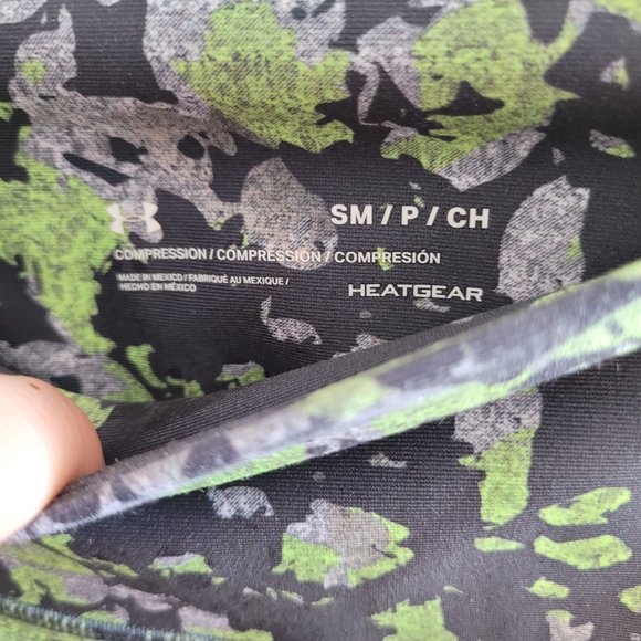 Under Armour heatgear mesh splash camo printed leggings Size Small - Picture 11 of 12